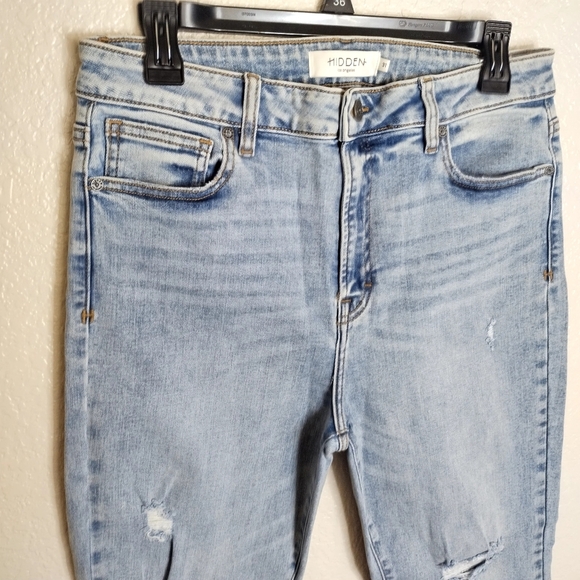 NWT Hidden Happi High Rise Crop Flare Jeans Sz 31 - Picture 3 of 9
